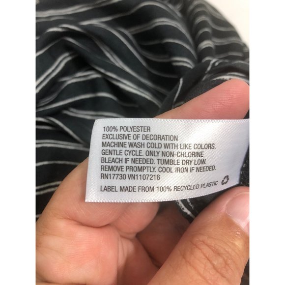 Ava & Viv Women's Black Shirt size 1x - Picture 4 of 6